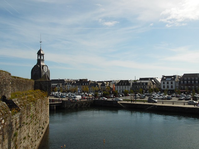 Les établissements de camping à Concarneau, parfaits pour des vacances balnéaires et des activités nautiques